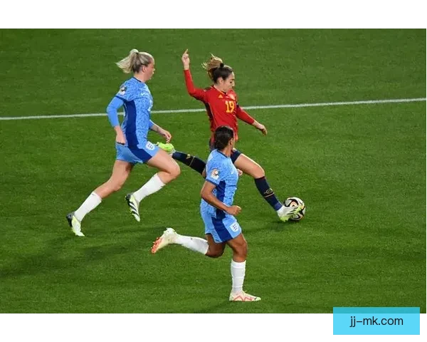 国际足联持续加大女足投资推动全球女子足球发展