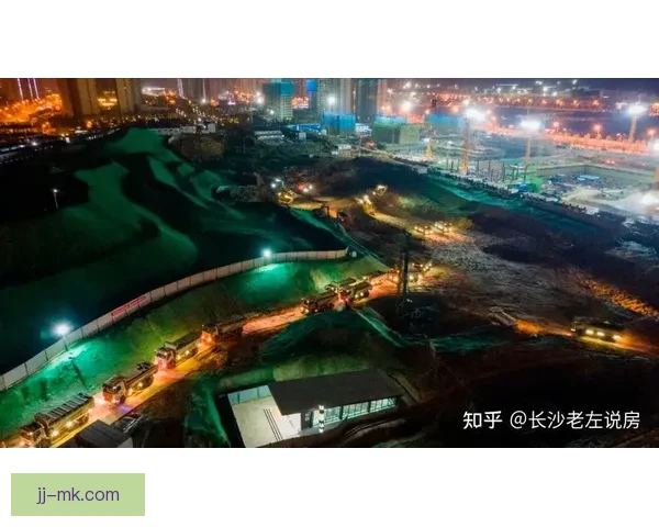 埃弗顿布拉姆利摩尔码头新球场主体钢结构封顶英超新地标加速崛起